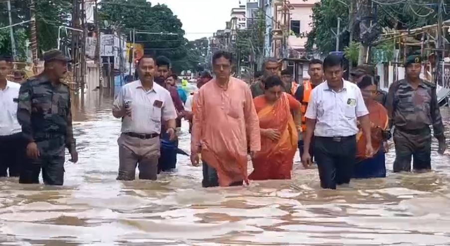 রাজ্যের বন্যা পরিস্থিতি নিয়ে কেন্দ্রীয় স্বরাষ্ট্রমন্ত্রী অমিত শাহের সঙ্গে কথা বললেন মুখ্যমন্ত্রী ডঃ মানিক সাহা।