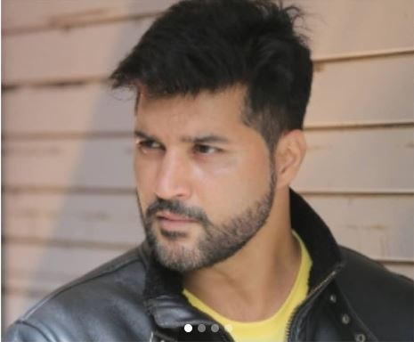 ‘কিউঙ্কি সাস বি কভি বাহু থি’ অভিনেতা বিকাস সেথি ৪৮ বছর বয়সে হৃদরোগে আক্রান্ত হয়ে প্রয়াত।