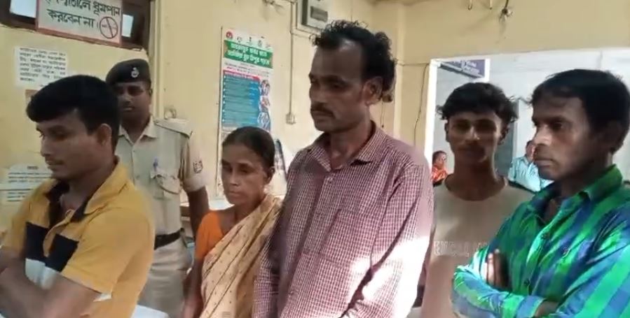 অবৈধ অনুপ্রবেশে জড়িত সন্দেহে ৩ বাংলাদেশী ও তাদের ৩ সহযোগীকে গ্রেপ্তার, তদন্তে খোয়াই জেলা পুলিশ।